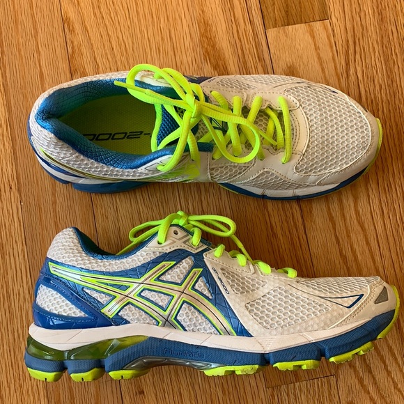 Asics Shoes - Women’s ASICS GT-2000